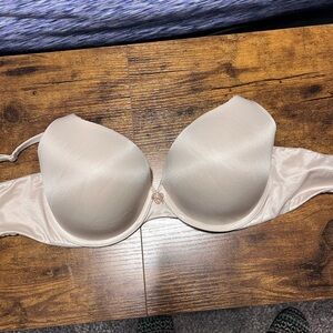 Victoria's Secret Cream Bra